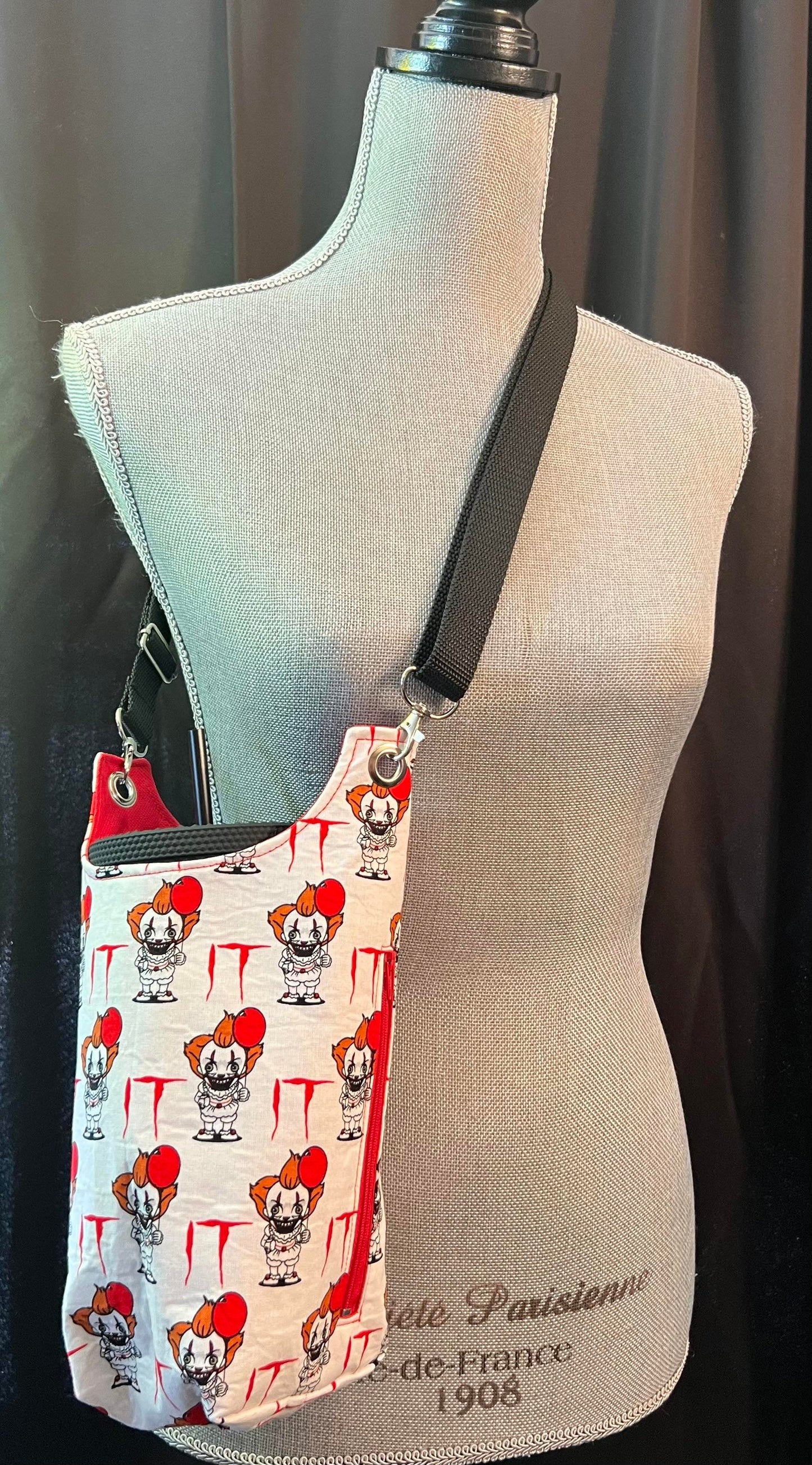 H20 sling Pennwise print with side zipper