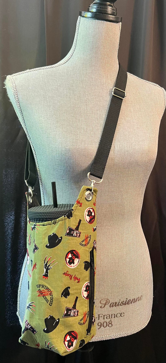 H20 sling Elm St print with side zipper