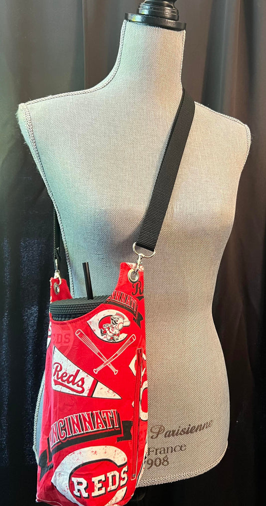 Cincinnati Reds H20 crossbody sling