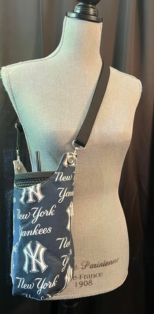 New York Yankees H20 crossbody sling