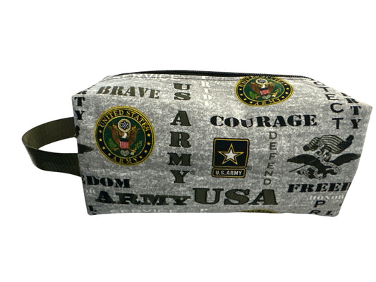 US Army men's toiletry bag